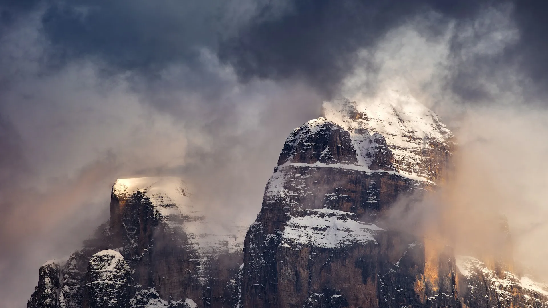 Marek piwnicki fApLwDyPeFE unsplash
